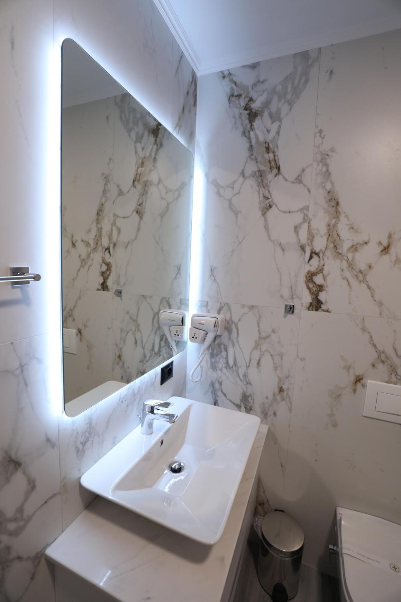 Dallga Suites Tushemisht Exteriér fotografie