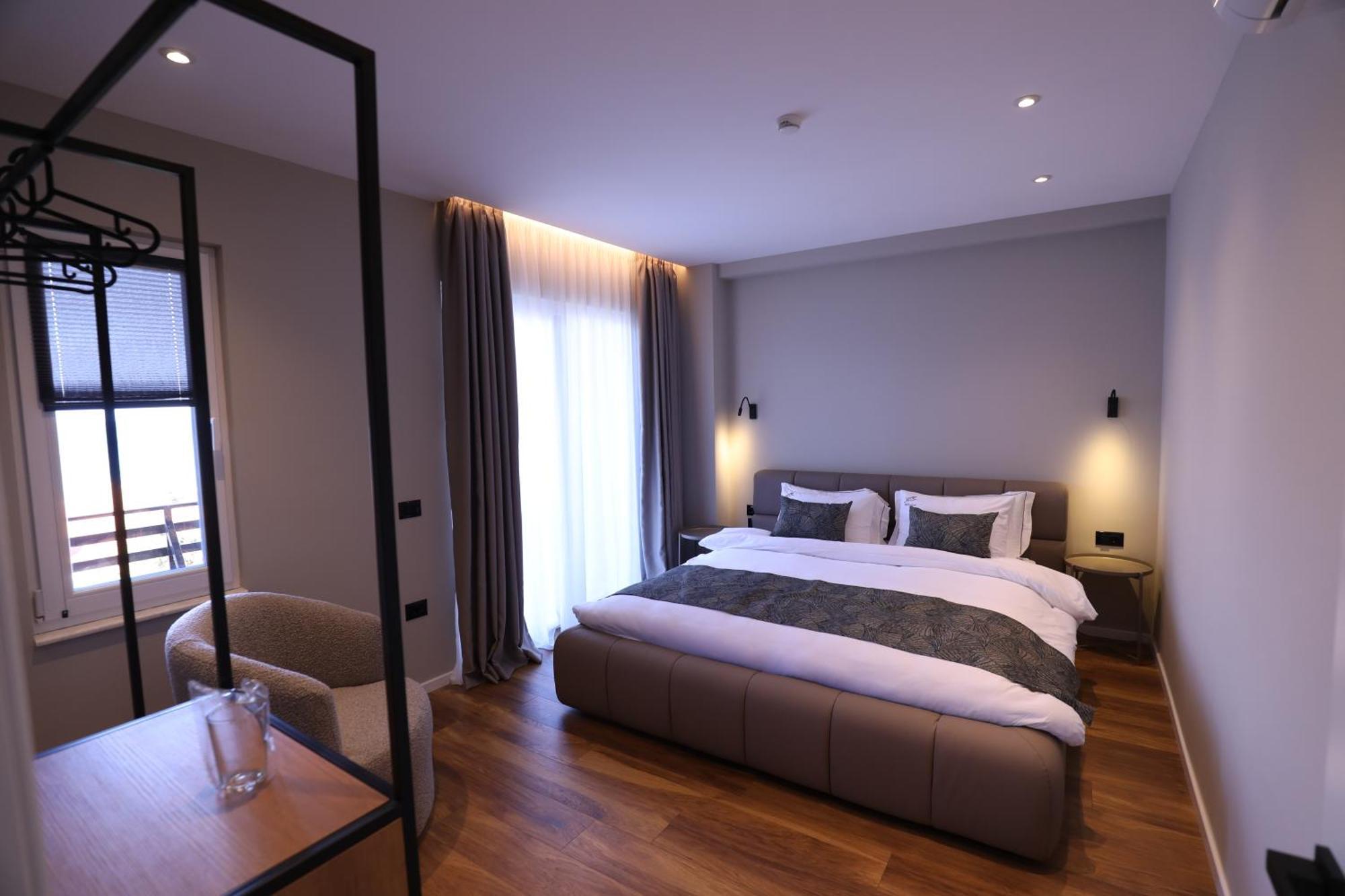 Dallga Suites Tushemisht Exteriér fotografie